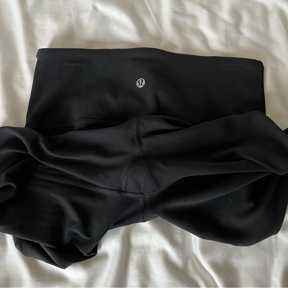 Lululemon Groove 29.5-30 inseam black HR Nulu Align flared pant short 6 - Picture 5 of 7